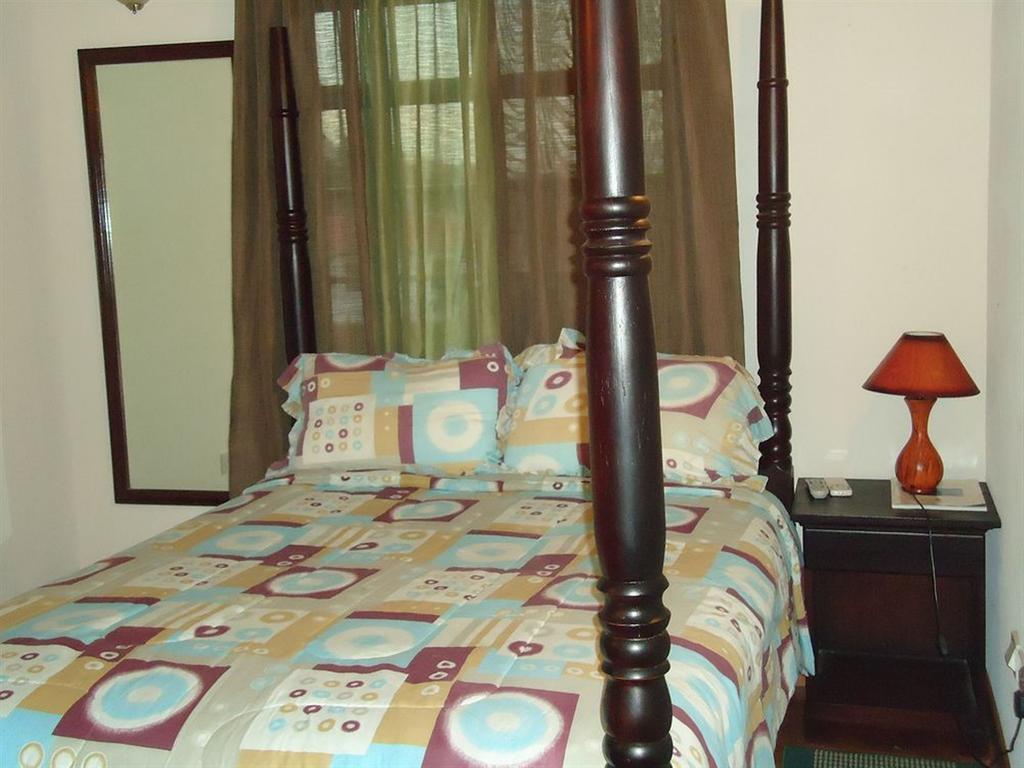 Augusta'S Apartments Rodney Bay 客房 照片