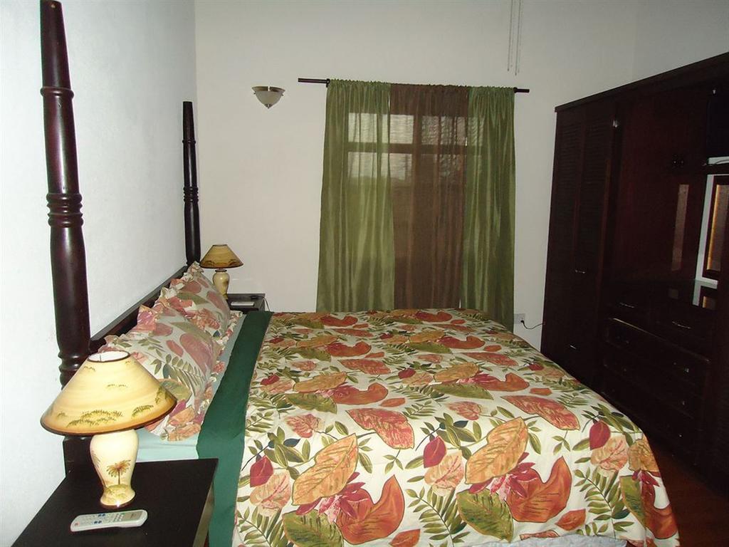 Augusta'S Apartments Rodney Bay 客房 照片
