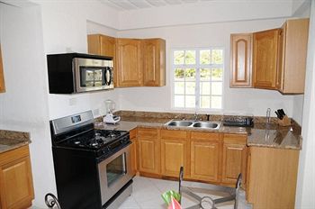 Augusta'S Apartments Rodney Bay 外观 照片